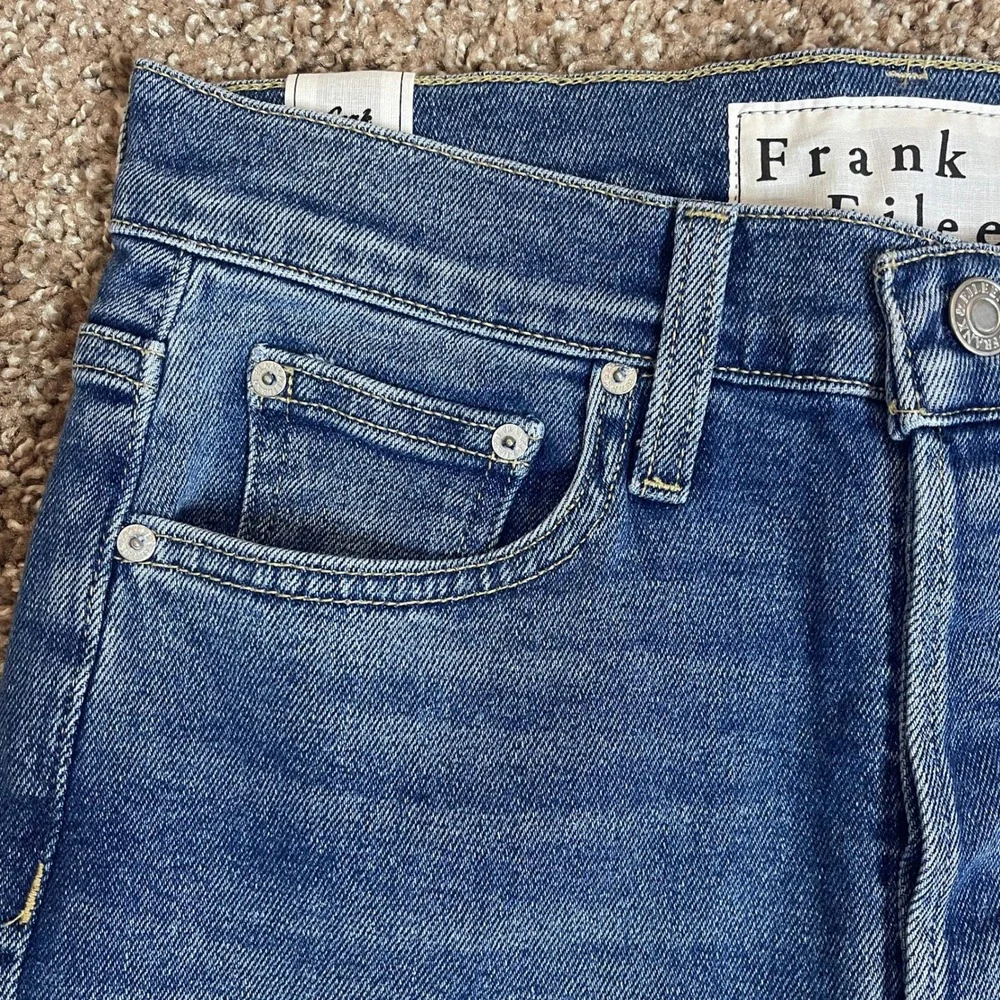 Frank & Eileen Women's Denim High Rise Crop Bootcut Jeans - Size 27‎